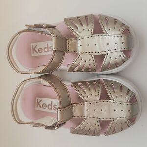 Keds Daphne Butterfly Sandals Toddler Girl size 4M Gold